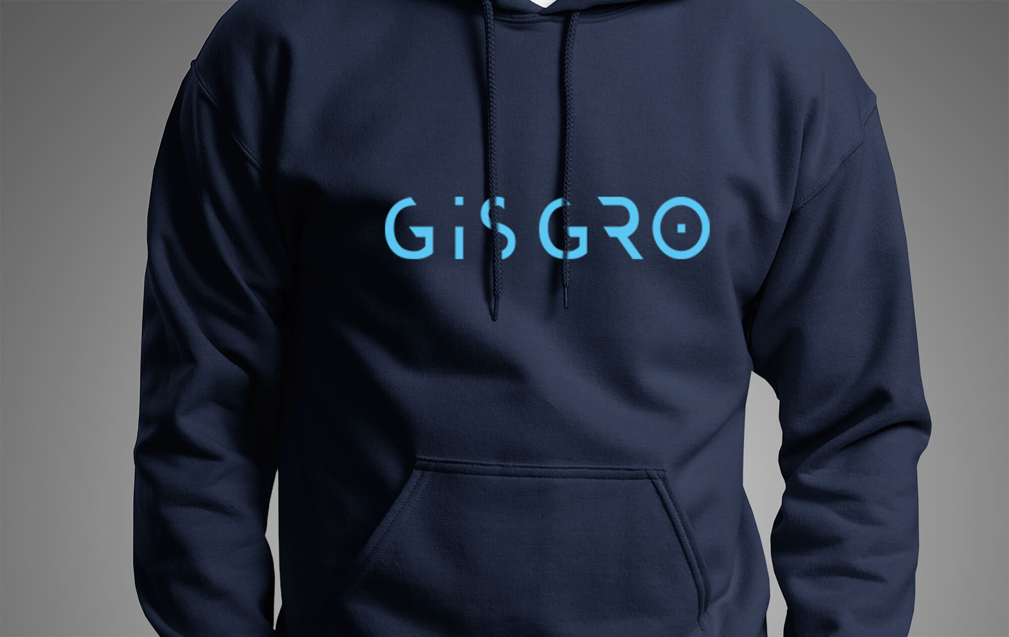 Yritysilmeen-suunnittelu-gisgro-logotyyppi-huppari Yritysilmeen-suunnittelu-gisgro-logotyyppi-huppari