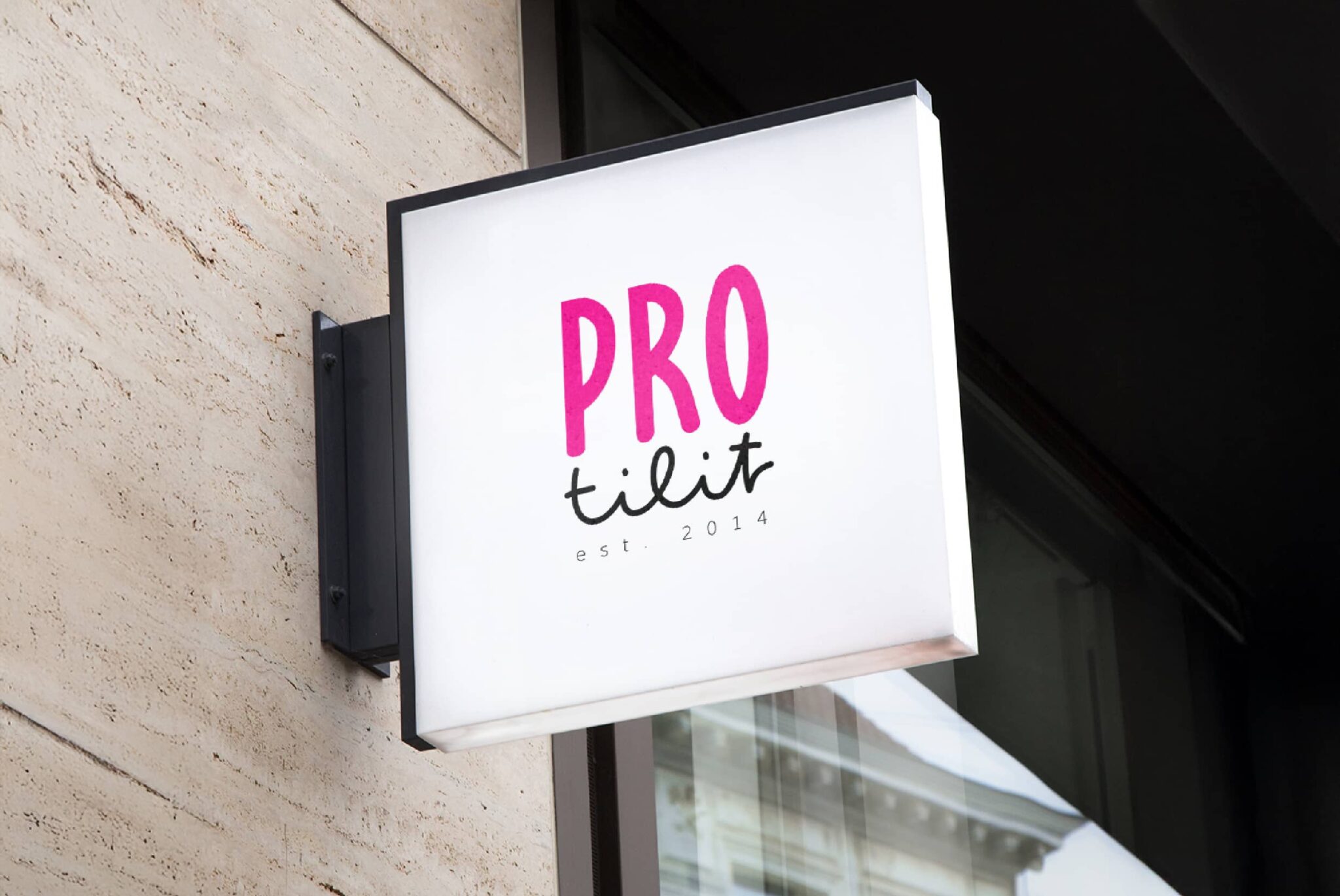 Tilitoimiston logon suunnittelu: Protilit Oy 2025 Protilit Oy:n uusi logo ja brändi-ilme yläbannerissa. Moderni tilitoimiston logon suunnittelu.